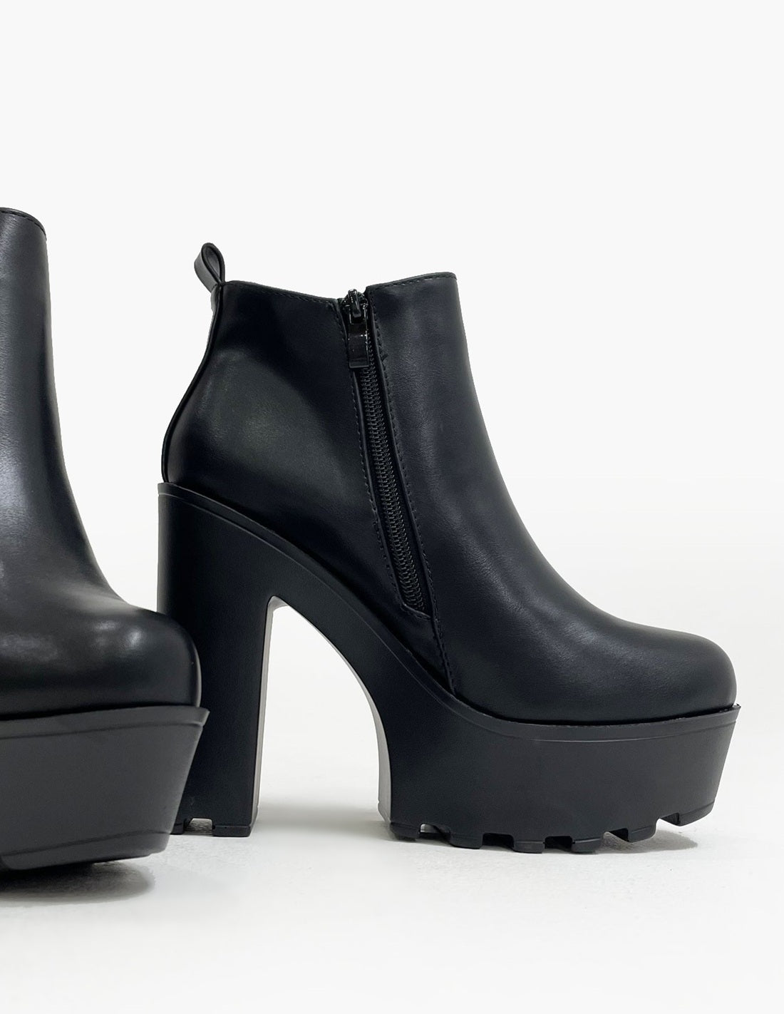 Botas negras de polipiel con plataforma y tacón alto para mujer-3
