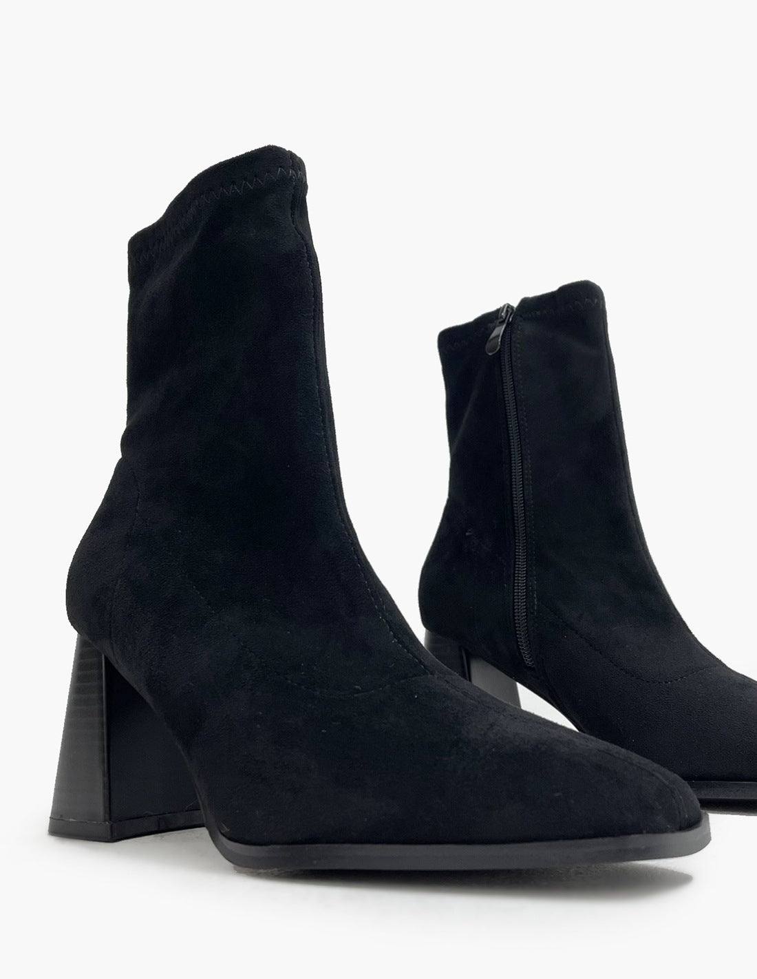 Botines negros de ante - caña alta y tacón-3