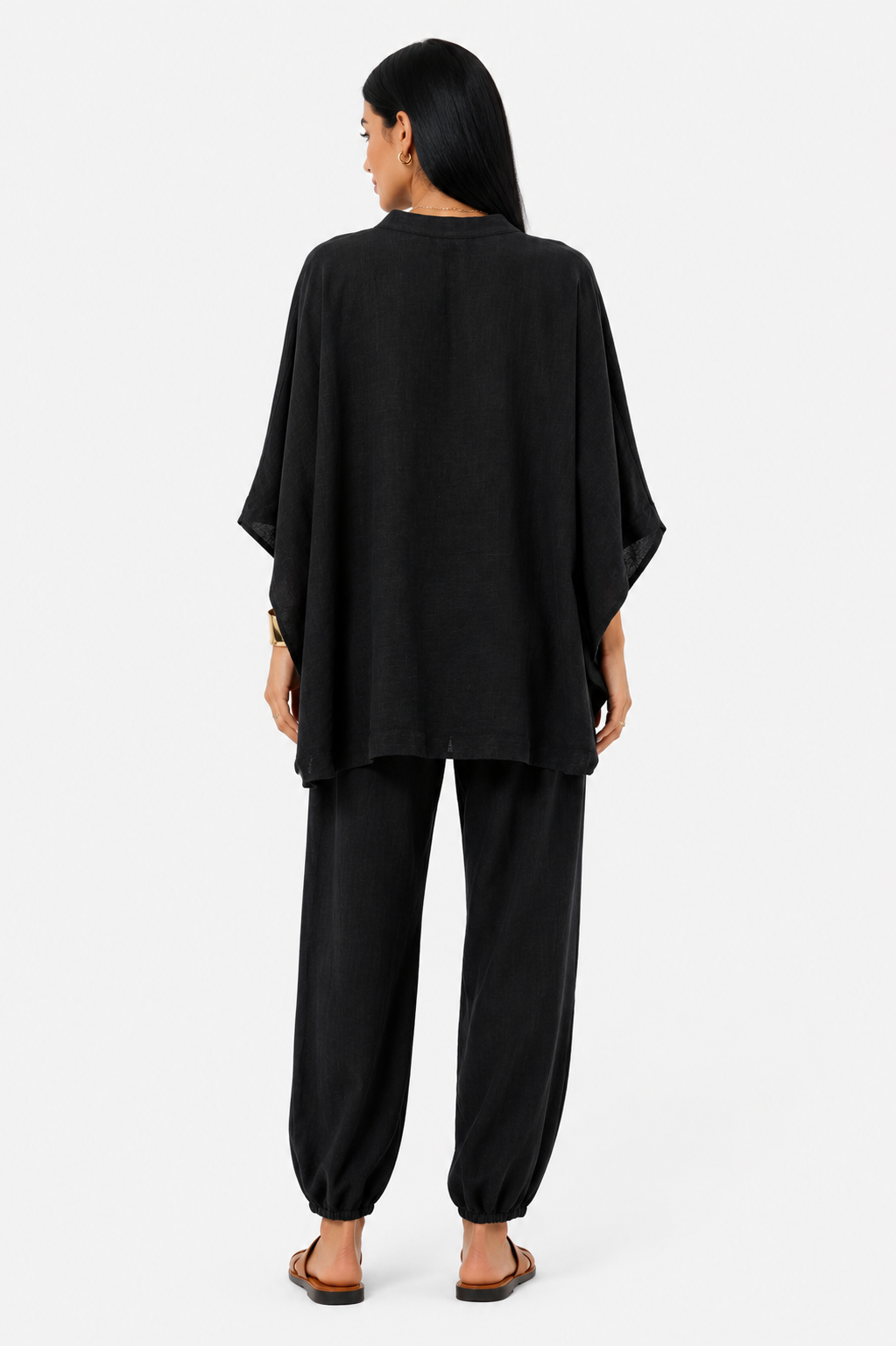 Conjunto de blusa fluida y pantalón ancho-12