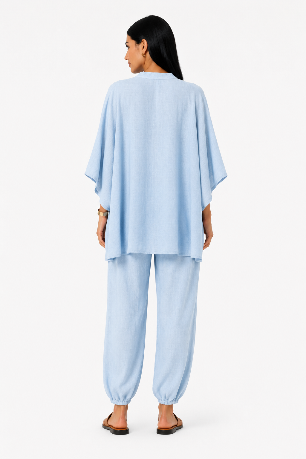 Conjunto de blusa fluida y pantalón ancho-24