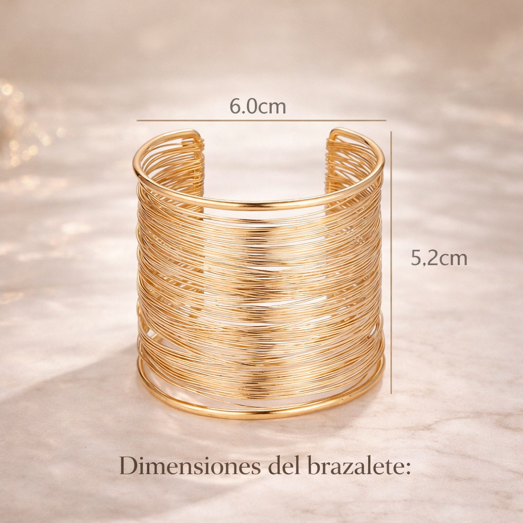 PULSERA DORADA EN FORMA DE C-4
