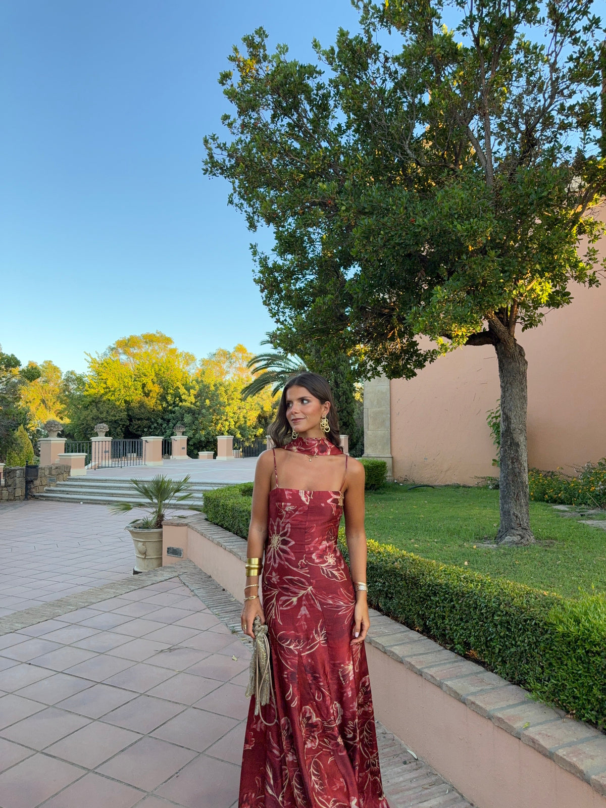Vestido Corintia Peonía Carmín
