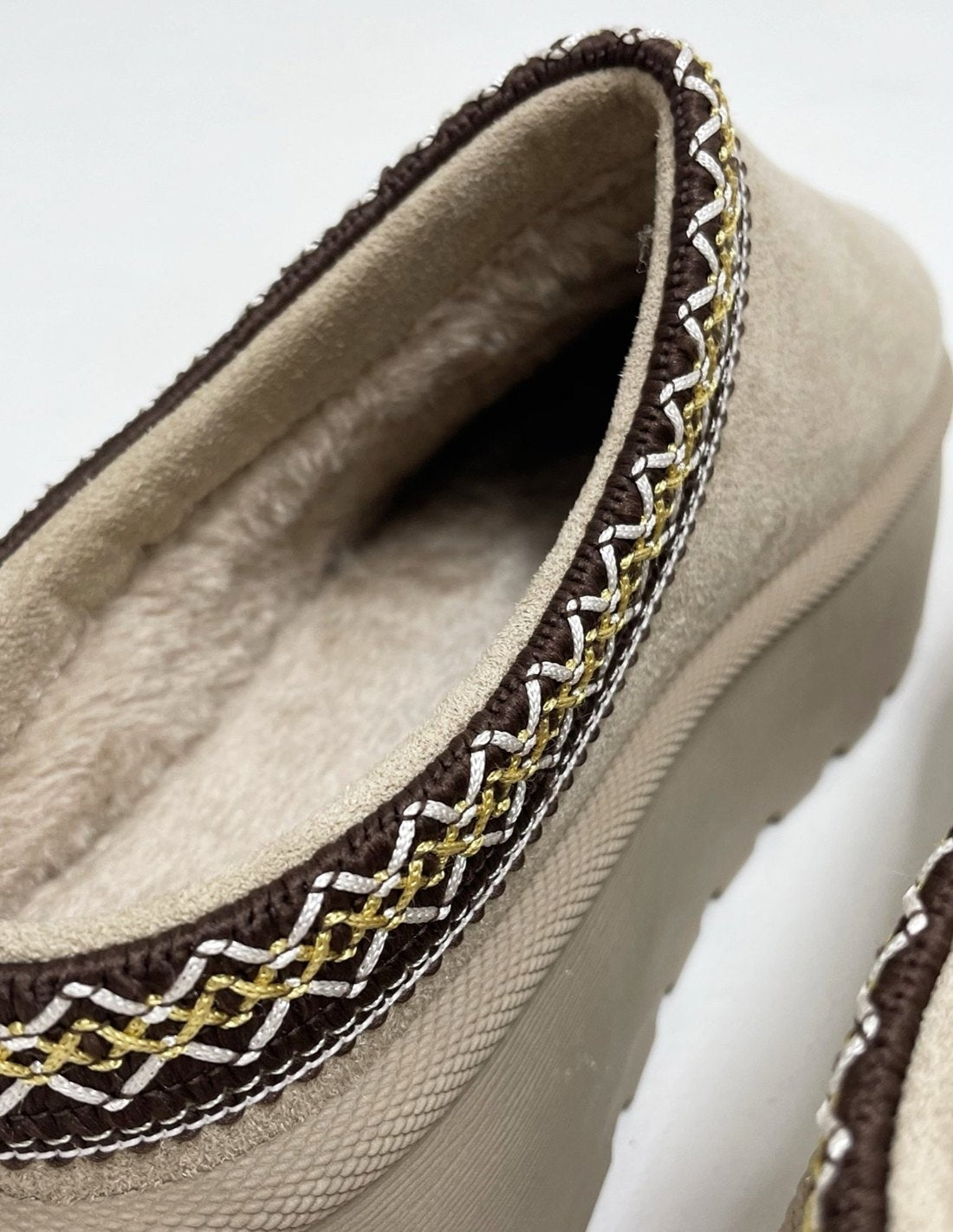 Zueco de plataforma de ante beige-4